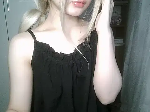 Annabelle-e online show from 12, 3, 2026