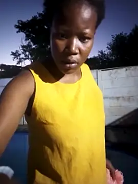 CuteDarkChoc online show from 25, 10, 2025