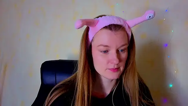 MysticVenus  online show from 7, 4, 2026