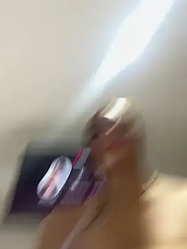 hottiee melannie online show from 16, 4, 2026