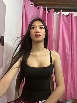 Snapshot of Sweetashleyasian chatting on 15, 10, 2025 Sweetashleyasian online show from 15, 10, 2025