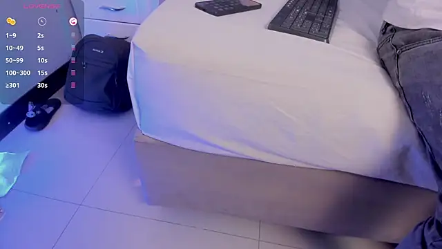 Tanaz xX online show from 6, 1, 2026