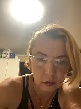 Snapshot of VasylynaLove421 chatting on 15, 9, 2025 VasylynaLove421 online show from 15, 9, 2025