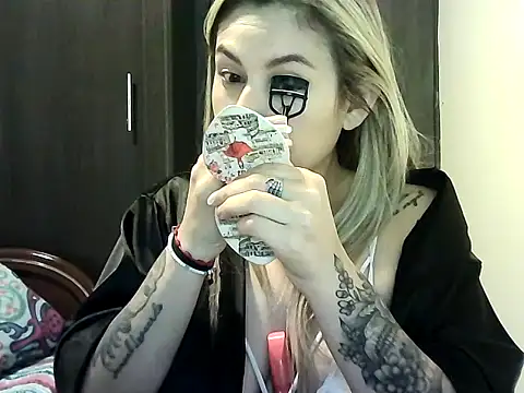 Valery  Rouse  online show from 15, 10, 2025