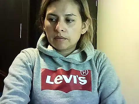 Valery  Rouse  online show from 23, 2, 2026