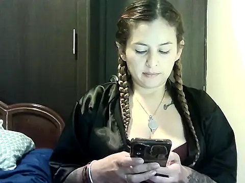 Valery  Rouse  online show from 20, 3, 2026