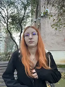 DaddysLittleSlutfox online show from 12, 11, 2025