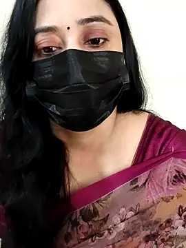 Monica cams online show from 19, 10, 2025