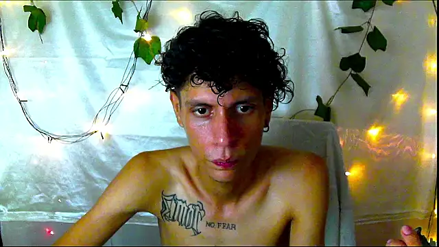 Crxxxsh online show from 18, 9, 2025