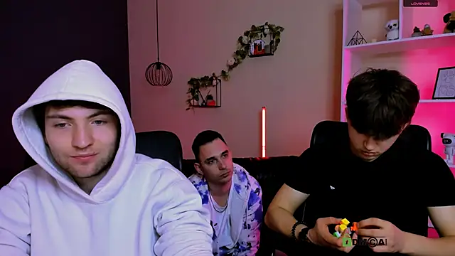 travis wolf  online show from 15, 3, 2026