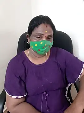 Snapshot of Tamil_Kavitha10 chatting on 14, 9, 2025 Tamil Kavitha10 online show from 14, 9, 2025