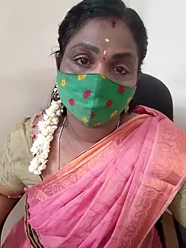 Snapshot of Tamil_Kavitha10 chatting on 6, 10, 2025 Tamil Kavitha10 online show from 6, 10, 2025