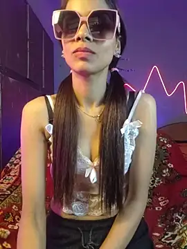 Snapshot of royeoy22 chatting on 25, 2, 2026 royeoy22 online show from 25, 2, 2026