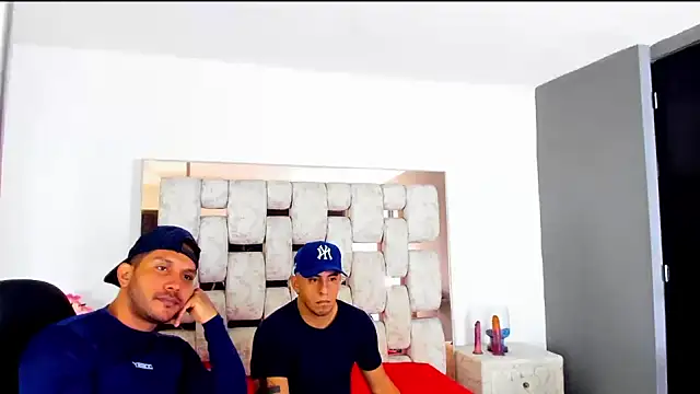 Snapshot of AngelAndChris chatting on 15, 9, 2025 AngelAndChris online show from 15, 9, 2025