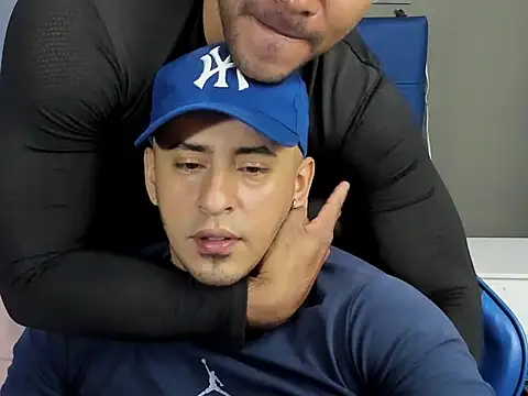 Snapshot of AngelAndChris chatting on 25, 9, 2025 AngelAndChris online show from 25, 9, 2025