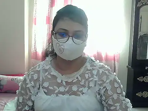 Elena cruz5 online show from 9, 9, 2025