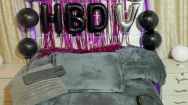 Snapshot of incognyta chatting on 3, 12, 2025 incognyta online show from 3, 12, 2025