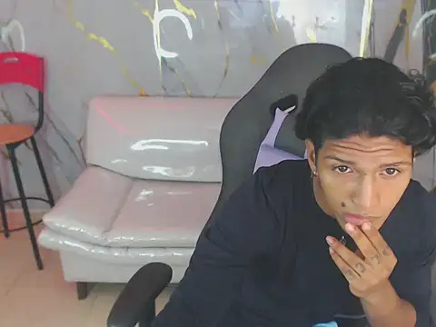 bull cam online show from 2, 11, 2025