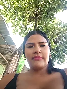 Snapshot of daringxxxhot chatting on 10, 9, 2025 daringxxxhot online show from 10, 9, 2025