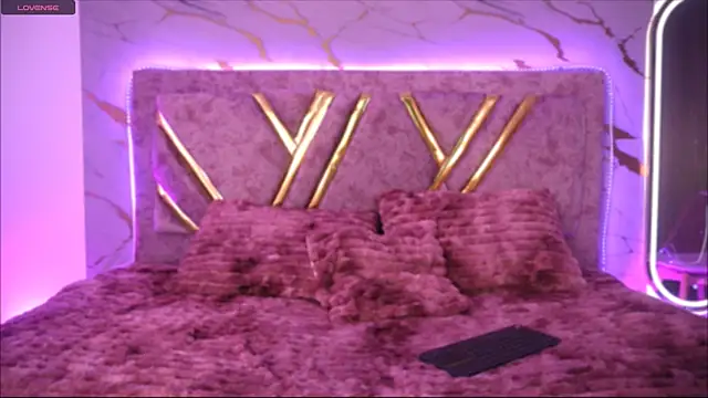 natasha vesper online show from 5, 11, 2025