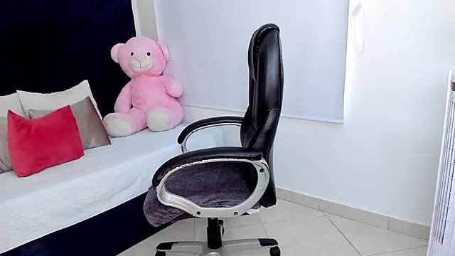 kate lua online show from 8, 11, 2025