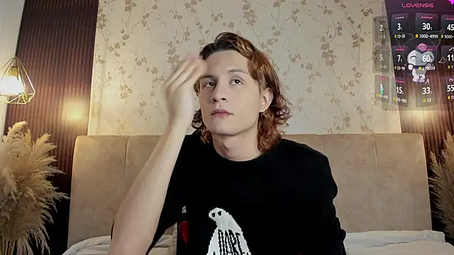 DarcyCullen online show from 23, 9, 2025