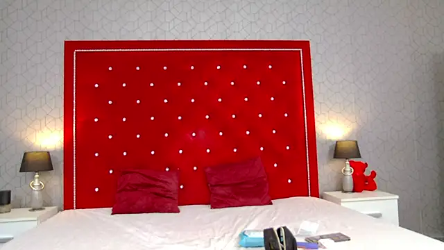 CherrySin online show from 4, 2, 2026