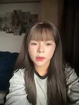 SarahBeii online show from 8, 11, 2025