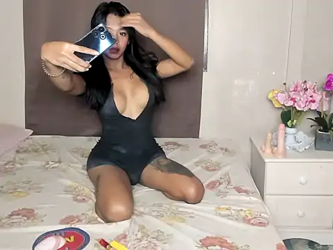 Theia22 online show from 12, 9, 2025