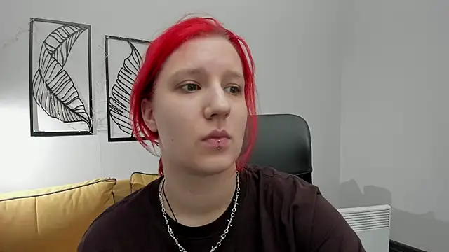 Hailey Foxy online show from 8, 4, 2026