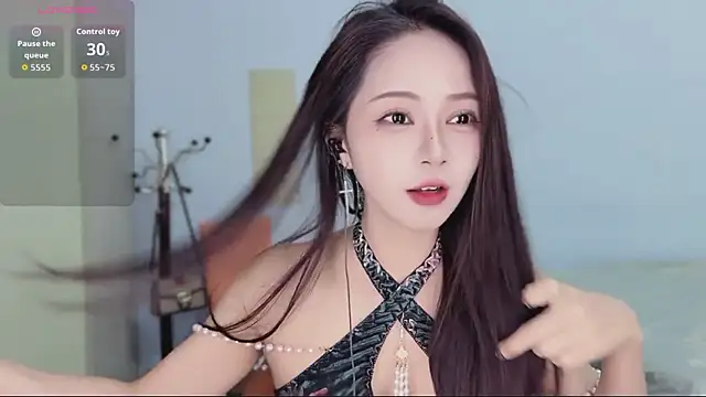 Sue101010 online show from 17, 11, 2025