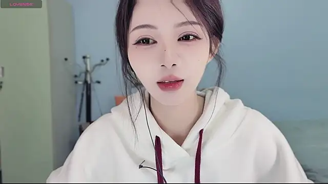 Sue101010 online show from 21, 11, 2025