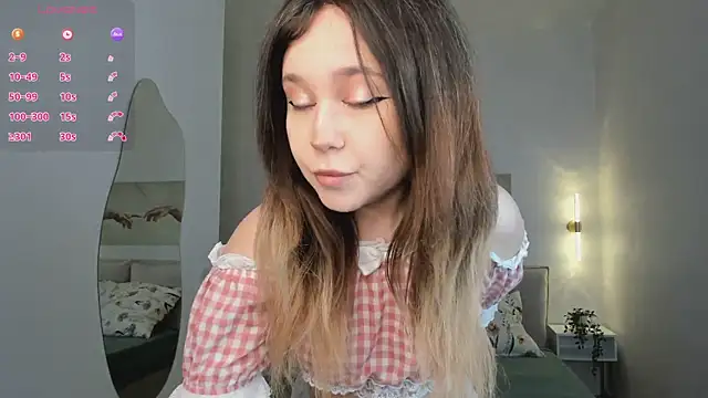 Snapshot of Lina_Glow chatting on 14, 6, 2026 Lina Glow online show from 14, 6, 2026