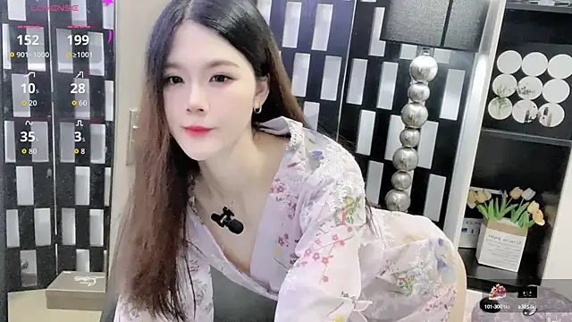 Yueyue-MM online show from 16, 10, 2025