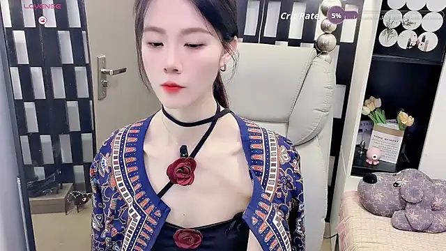 Snapshot of Yueyue-MM chatting on 7, 6, 2026 Yueyue-MM online show from 7, 6, 2026