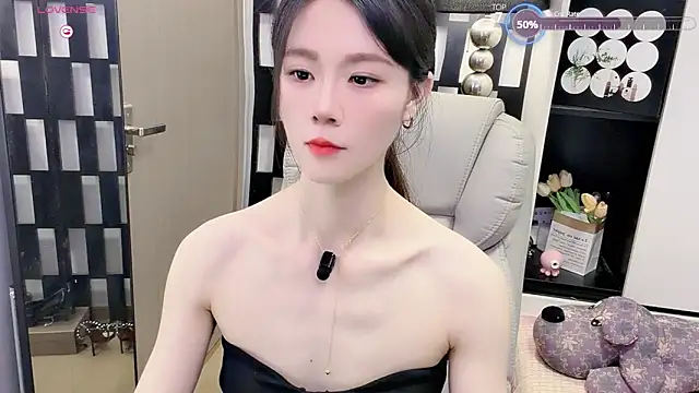 Snapshot of Yueyue-MM chatting on 18, 6, 2026 Yueyue-MM online show from 18, 6, 2026