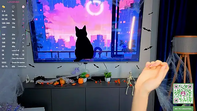 ElfredaTupy online show from 13, 11, 2025