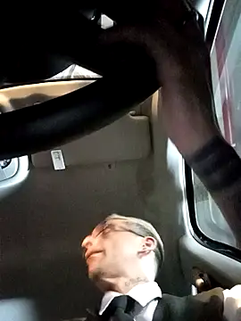 dinho carioca online show from 7, 4, 2026