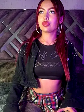 Laila Pink online show from 21, 11, 2025