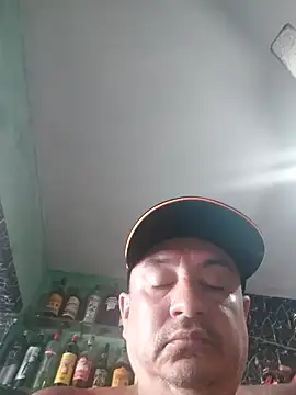 Snapshot of andrerj22 chatting on 24, 10, 2025 andrerj22 online show from 24, 10, 2025