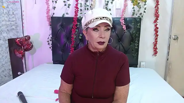  SARAI DUPONT online show from 2, 3, 2025