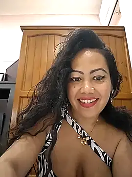 Snapshot of Lindarossyta chatting on 13, 6, 2026 Lindarossyta online show from 13, 6, 2026