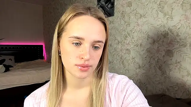 ElisabetLorney online show from 24, 11, 2025