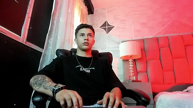 liaamsmiith  online show from 3, 3, 2026