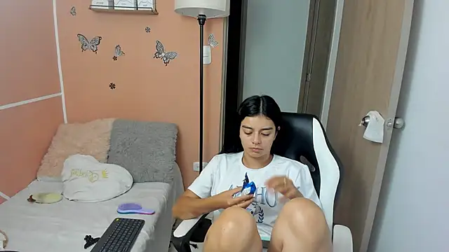 valerihouse online show from 2, 12, 2024