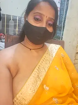 Snapshot of Minu_love chatting on 7, 4, 2026 Minu love online show from 7, 4, 2026