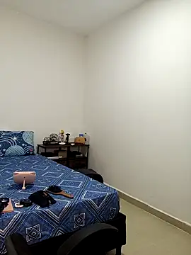 lauren milf online show from 23, 9, 2025