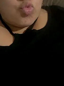 Snapshot of bruna438 chatting on 1, 10, 2025 bruna438 online show from 1, 10, 2025
