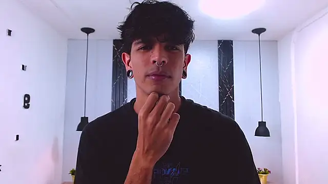 Franvill Trato online show from 28, 10, 2025