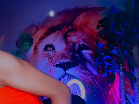 Cristal Gem1 online show from 8, 11, 2025